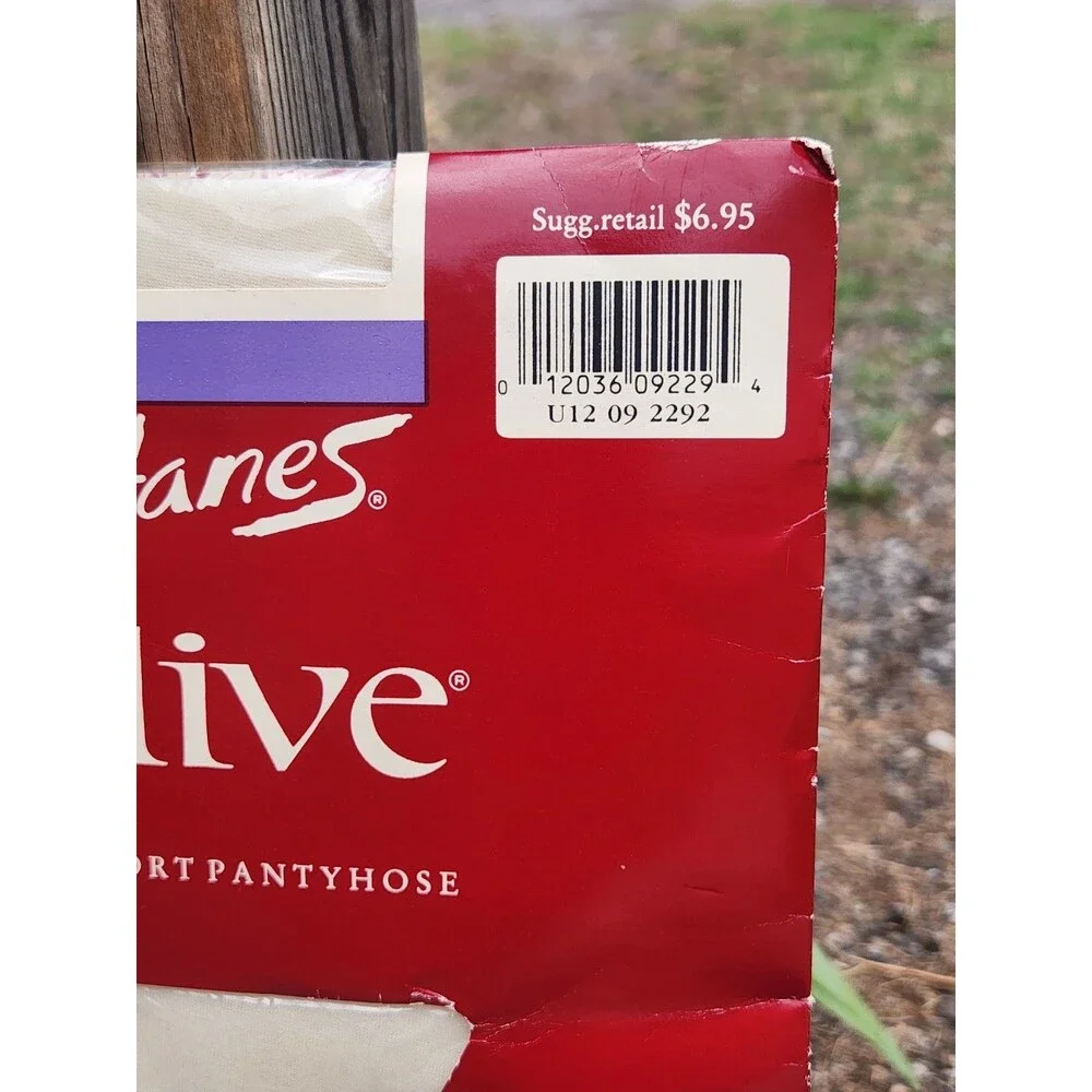 Vintage Hanes Alive 811 Pantyhose Full Support Control Top Sz B Pearl White 1989